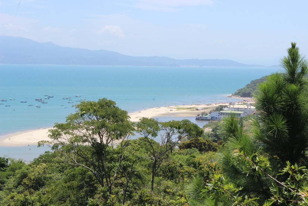 Boulevard Ponta Das Canas Governador Celso Ramos Exteriör bild