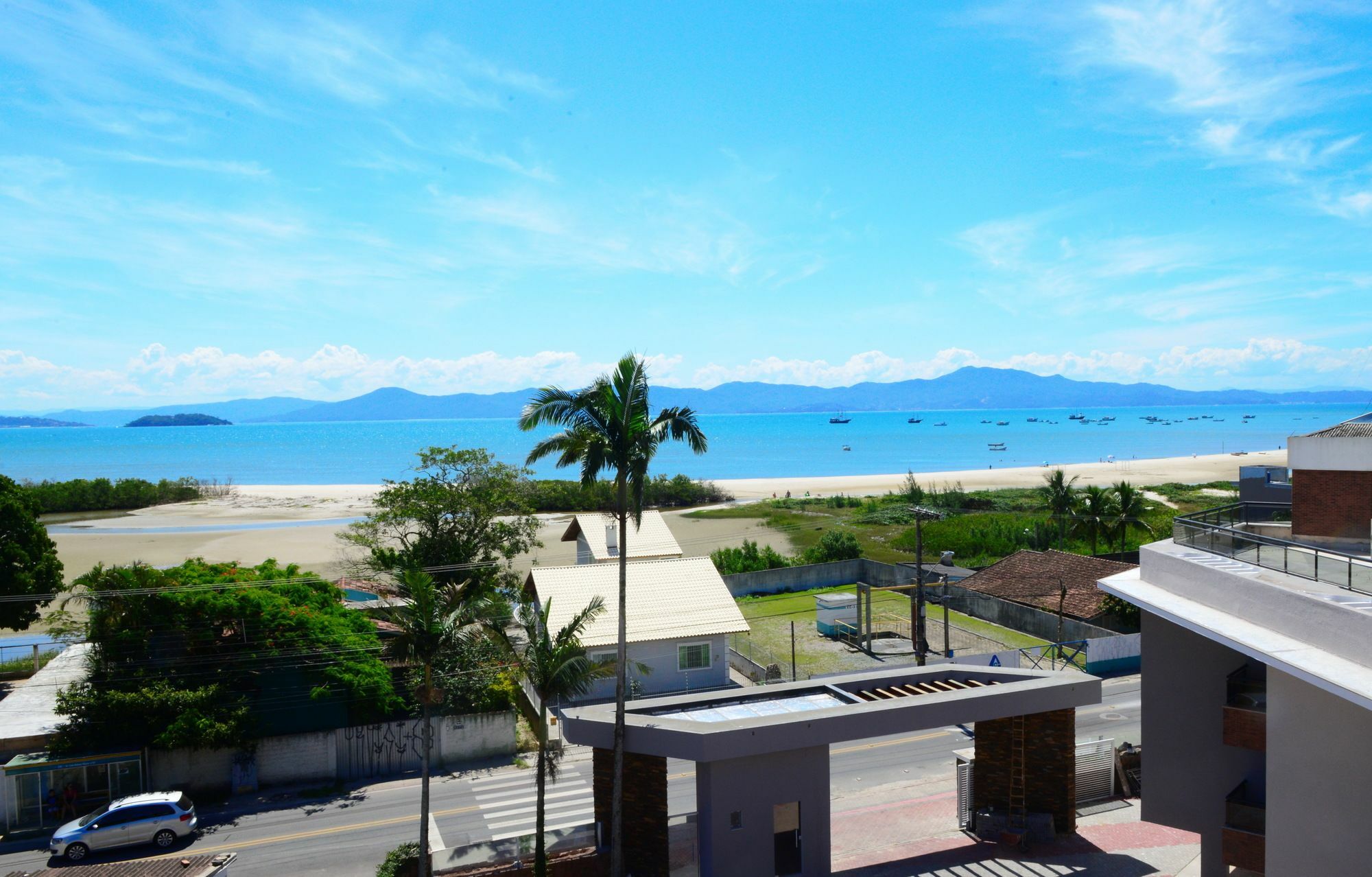 Boulevard Ponta Das Canas Governador Celso Ramos Exteriör bild